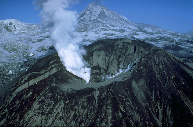 crater-despues-de-erupcion